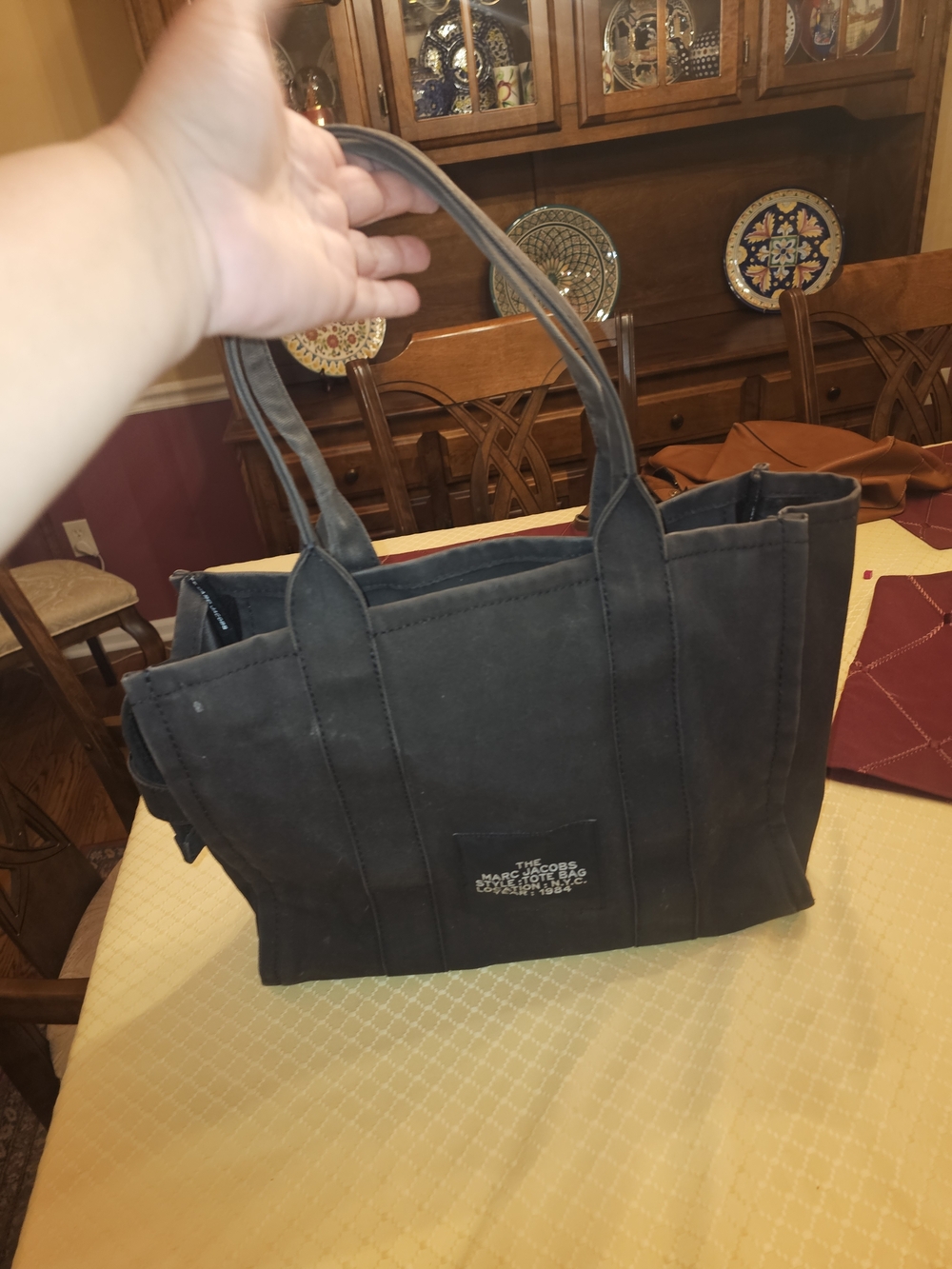 Marc Jacobs 16" The Tote Bag in Black - Picture 9 of 16